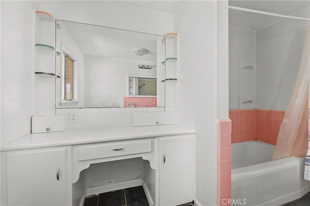 https://cdn.realtyfeed.com/cdn/127/306146845/16a6c5614d6e7cacf432eafcc8abd247.webp