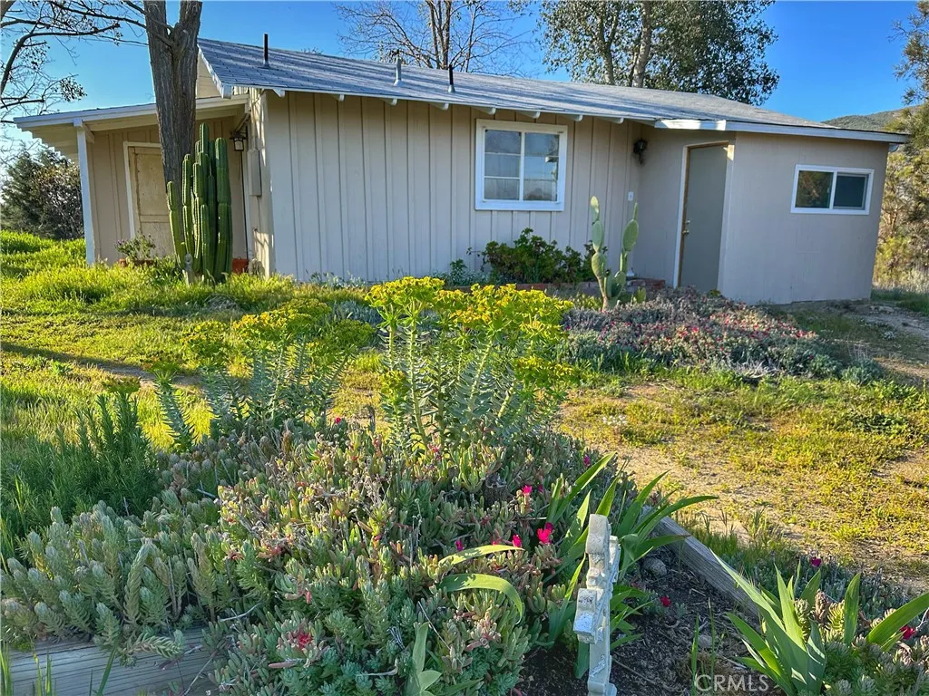 https://cdn.realtyfeed.com/cdn/127/306146845/2d5d097f22ccc2d6f07f5f0013d5ccf4.webp