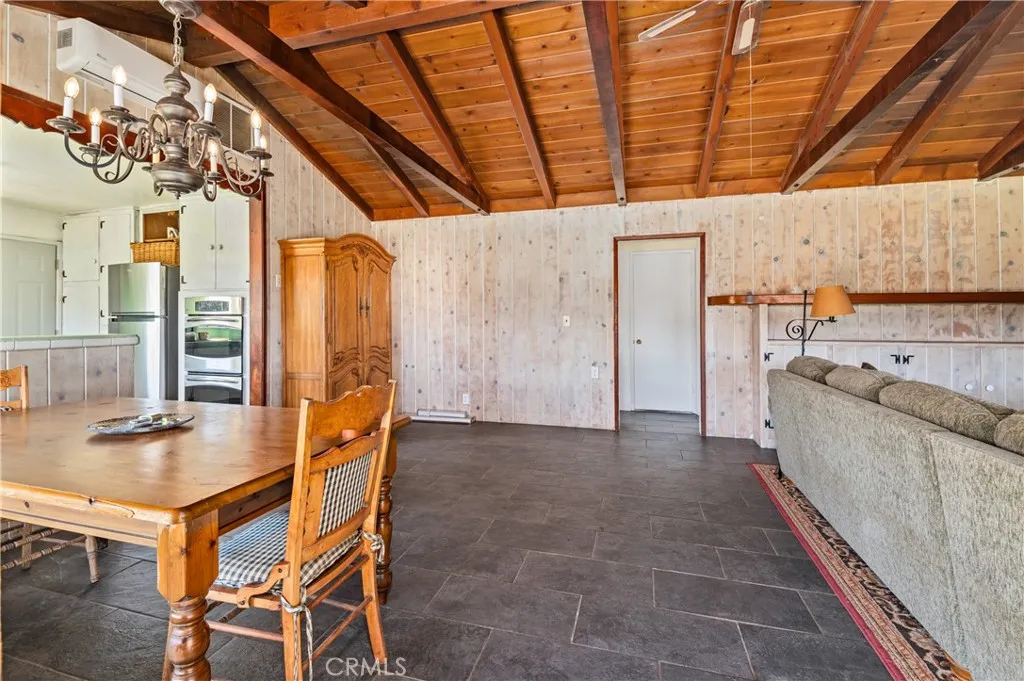 https://cdn.realtyfeed.com/cdn/127/306146845/89dbcf7bd6197f1993e1cf9818e6fad9.webp