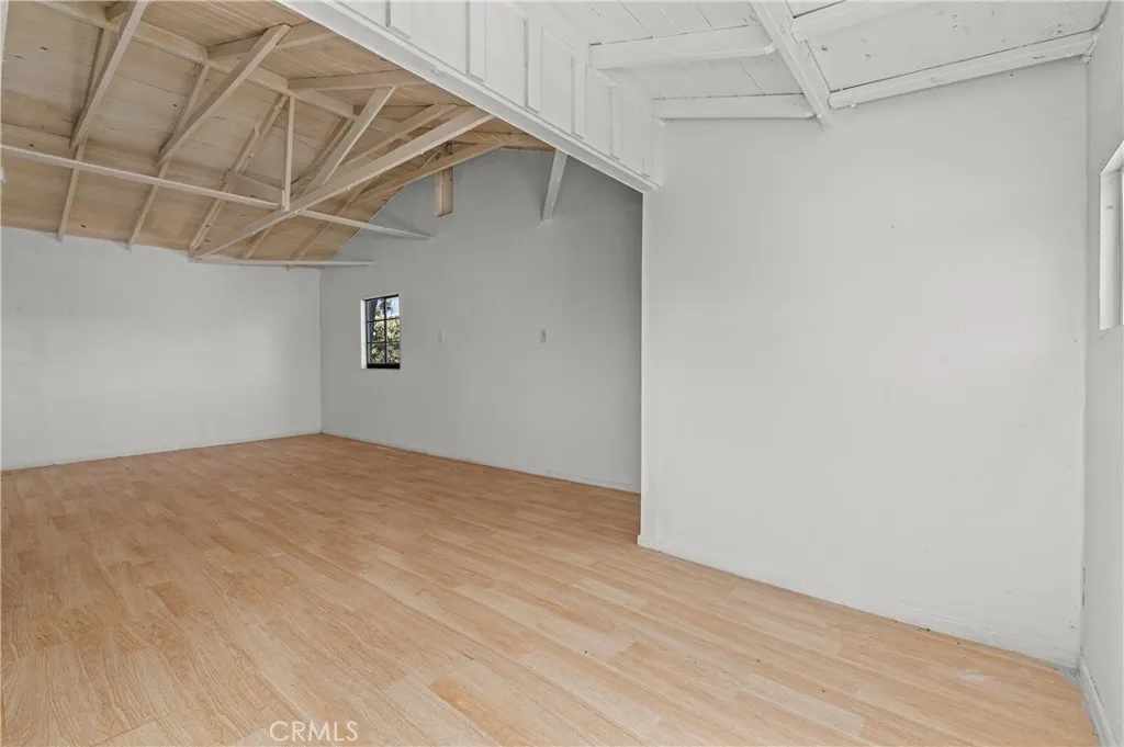 https://cdn.realtyfeed.com/cdn/127/306146845/cbec1a575ced9a73da5419ec34cdcf78.webp