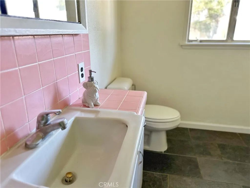 https://cdn.realtyfeed.com/cdn/127/306146845/d06f75c2e75ced116a22f6b64f362a96.webp