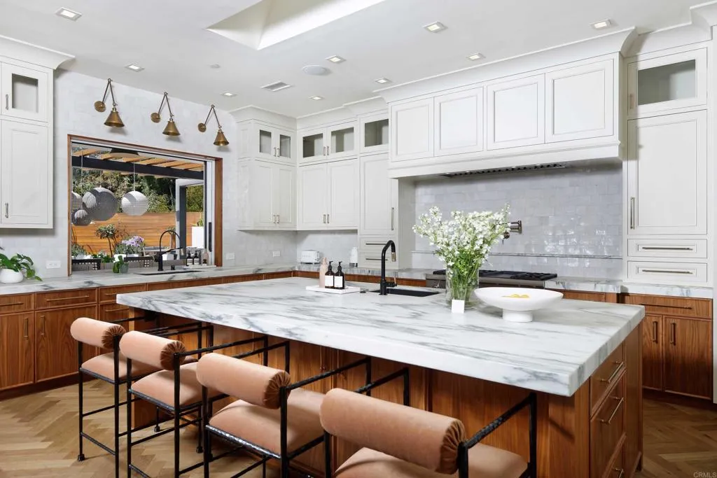 https://cdn.realtyfeed.com/cdn/127/306146961/239a626823be2c0019f26348029aa9c3.webp
