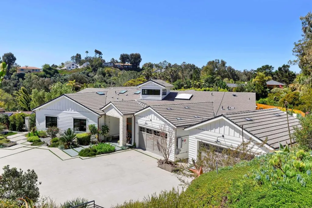https://cdn.realtyfeed.com/cdn/127/306146961/9dec4faa96311b9555385d5f2d7a5729.webp