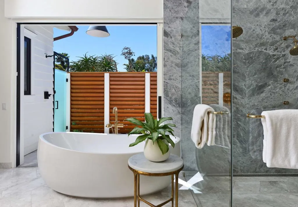 https://cdn.realtyfeed.com/cdn/127/306146961/a1dcb384acf05d90d847ded229ef7cbd.webp