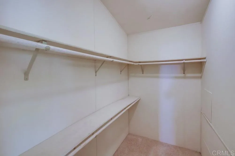 https://cdn.realtyfeed.com/cdn/127/306152259/907aa42c1e5d3f3244d17b8721f8bb49.webp
