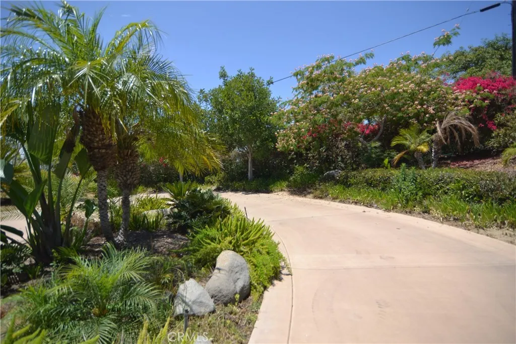 https://cdn.realtyfeed.com/cdn/127/306152948/81ac5100e071e87f4fc1a3955959f77c.webp
