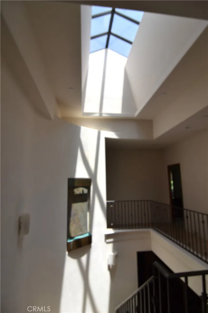 https://cdn.realtyfeed.com/cdn/127/306152948/c2ea7470ae61fc00546b7bf58fc0a496.webp