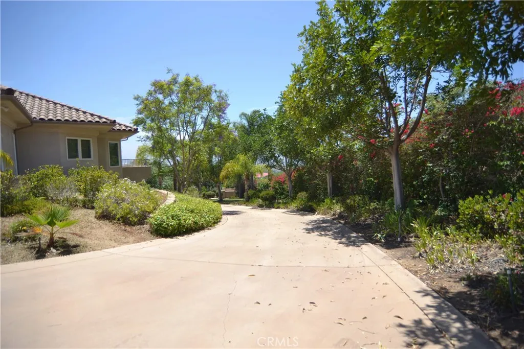 https://cdn.realtyfeed.com/cdn/127/306152948/f850c599953caba692e89f5728186c36.webp