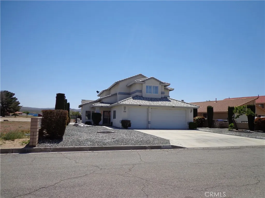 26223 Fleet Lane, Helendale, Ca 92342 - Photo 2 of 34, Helendale, CA