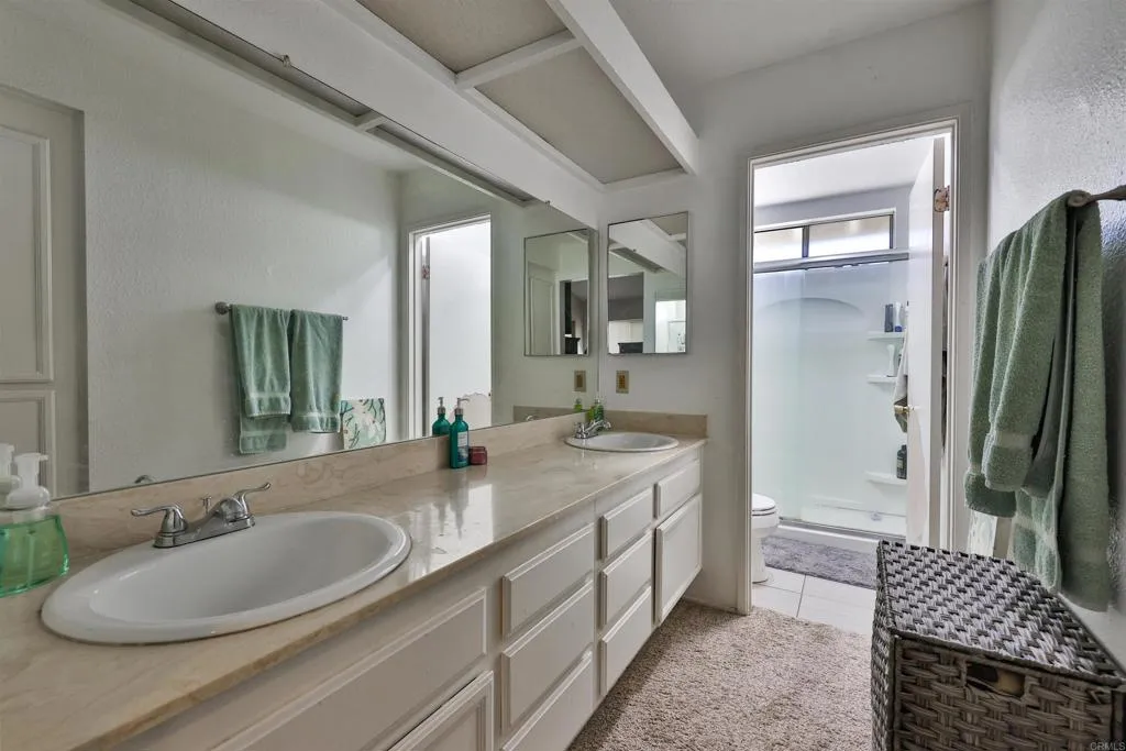 https://cdn.realtyfeed.com/cdn/127/306156324/e91986f509fe23876560e5c11fe376b1.webp