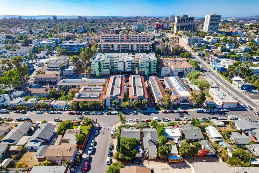 https://cdn.realtyfeed.com/cdn/127/306156374/359d21c658df9a5fd085149ee8b0364e.webp