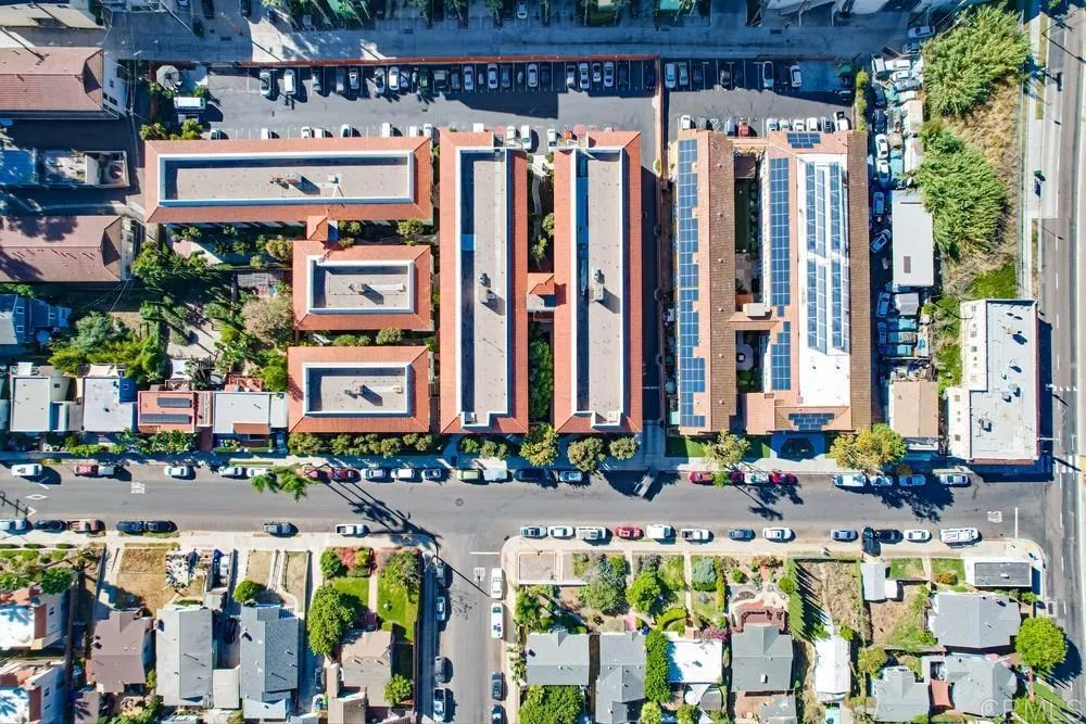 https://cdn.realtyfeed.com/cdn/127/306156374/56e9acbfe1d1e53618f4348fa85714eb.webp