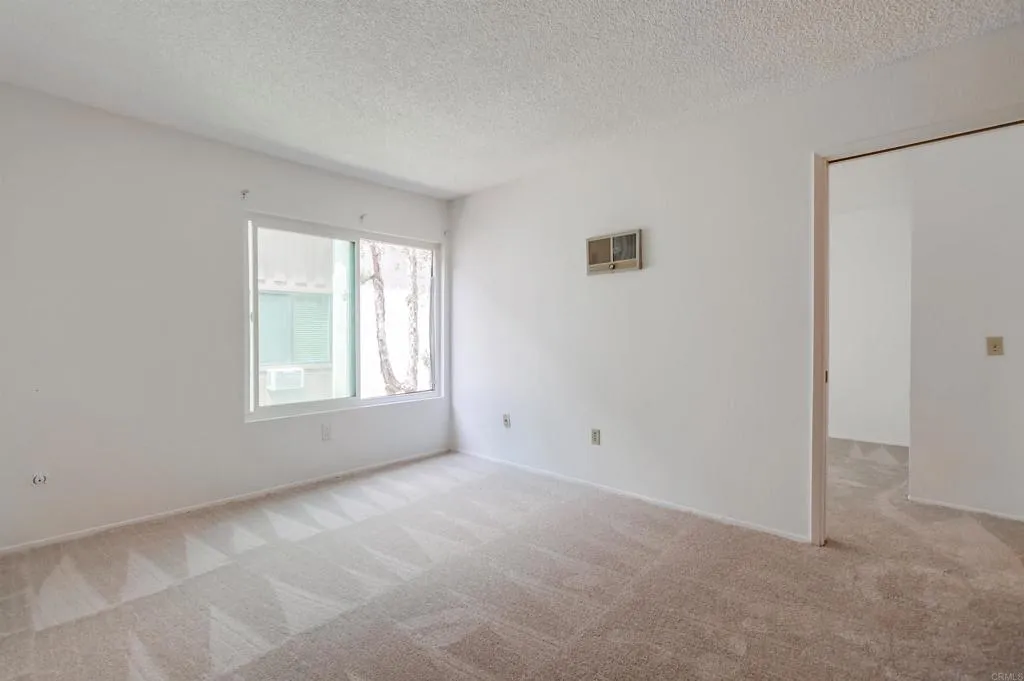 https://cdn.realtyfeed.com/cdn/127/306156374/f1e9671a94ebcfc7602319fae3d5583b.webp