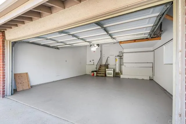 https://cdn.realtyfeed.com/cdn/127/306158443/cdc17568bf0de7cd7b45d4093da2354d.webp