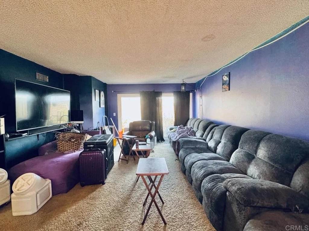 Photo #5: PTP2402508 Listing 