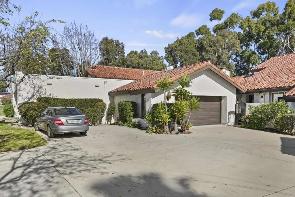 Photo #3: NDP2403754 Listing 