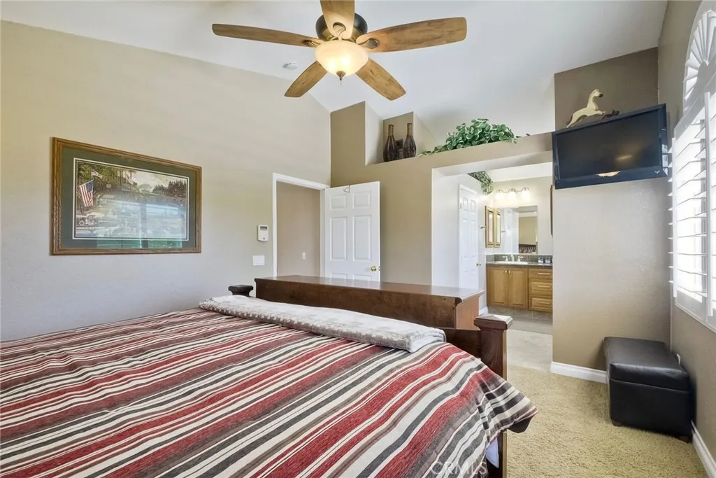 https://cdn.realtyfeed.com/cdn/127/306161828/2201be2822bcf47a9c4af1a4a01f1b11.webp