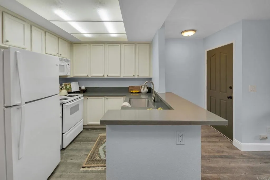 Photo #3: NDP2404206 Listing 