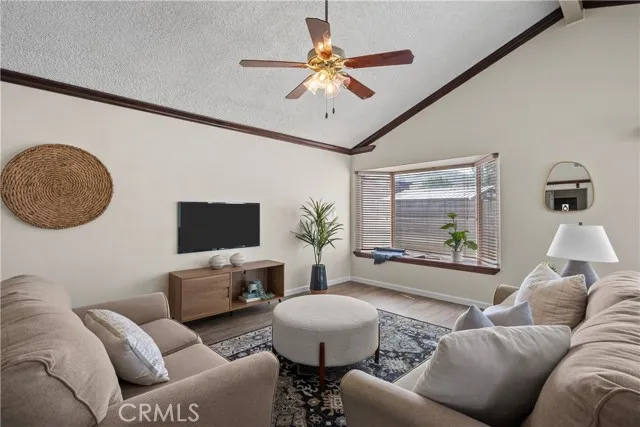 21534 Alaminos Drive, Saugus, CA, 91350