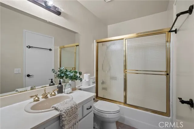 21534 Alaminos Drive, Saugus, CA, 91350
