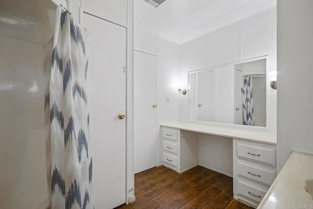 https://cdn.realtyfeed.com/cdn/127/306172210/6d4c8844fafb928cd92363b991377ee7.webp