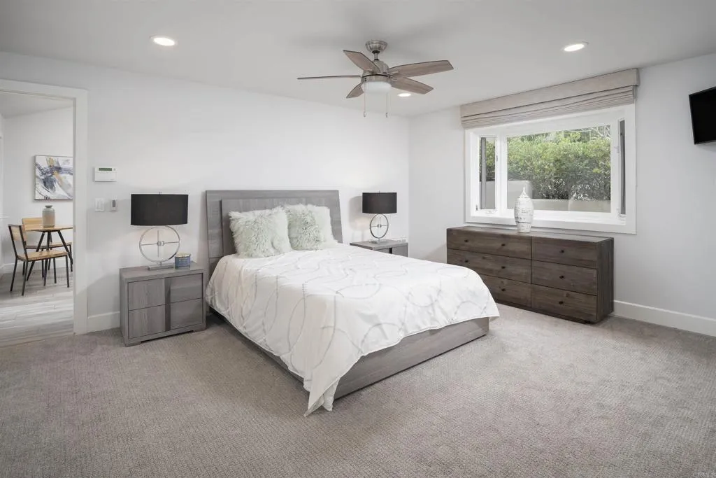 https://cdn.realtyfeed.com/cdn/127/306175095/185226d887f68cdf5fa9ac2739dc4f17.webp