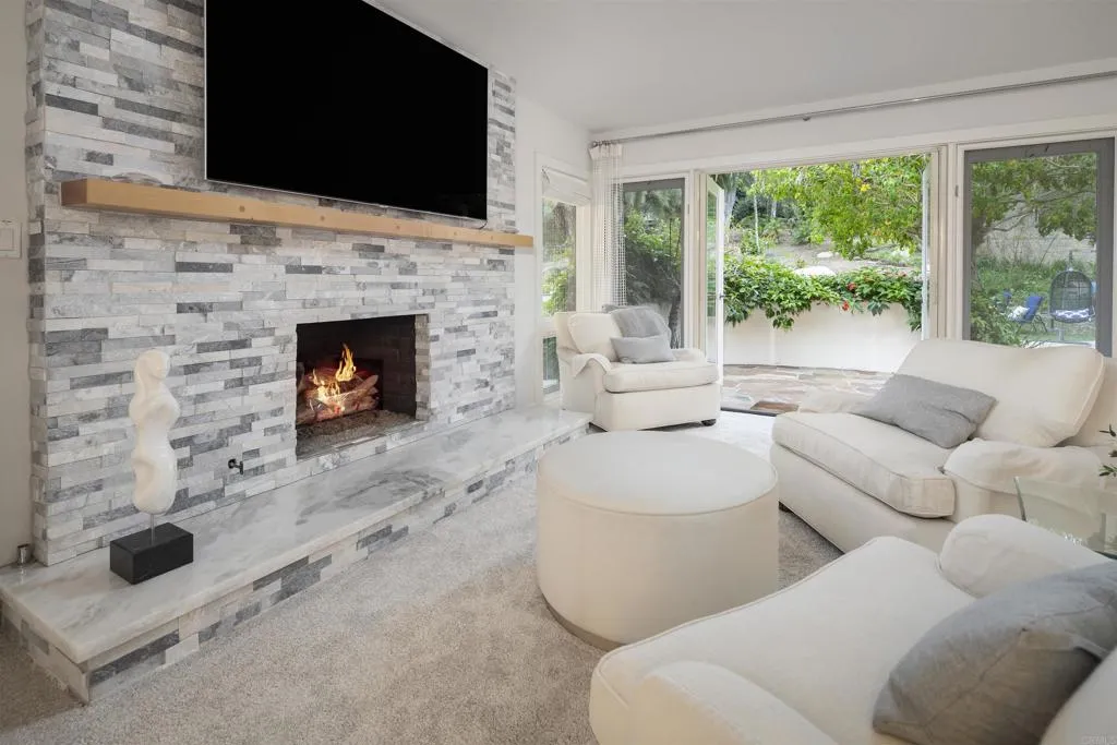 https://cdn.realtyfeed.com/cdn/127/306175095/6fe088a22ae5787cd4b75553d4ff63ca.webp