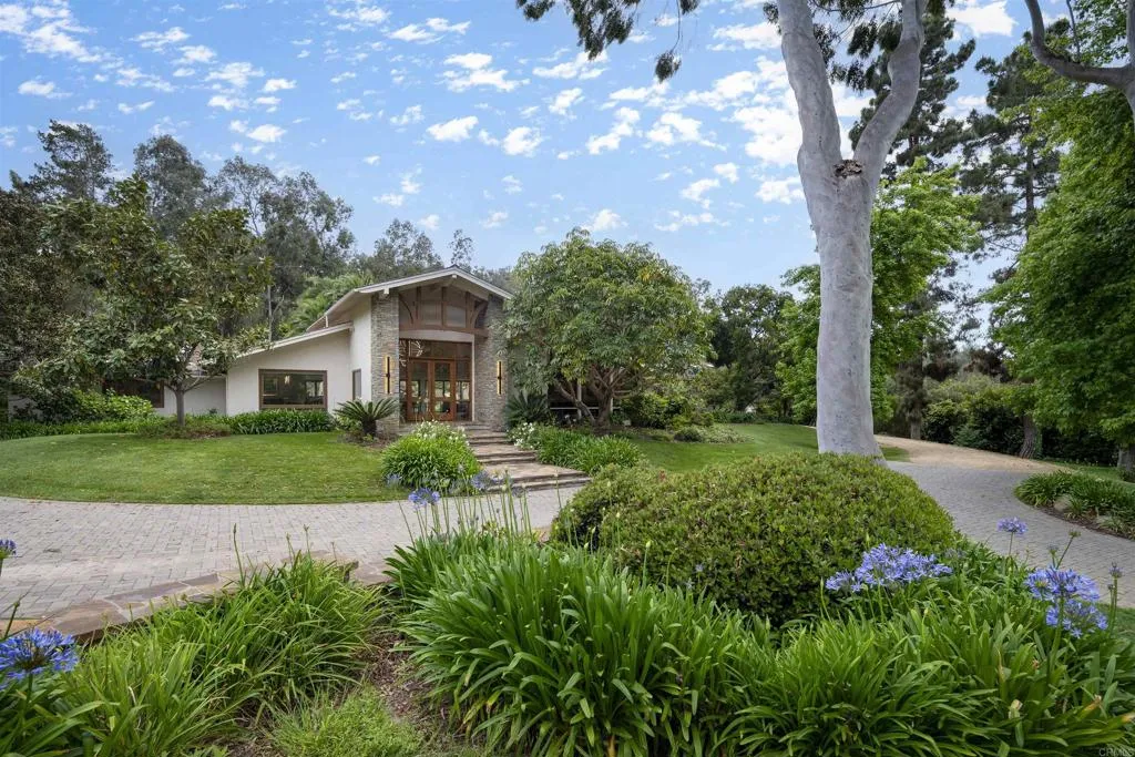https://cdn.realtyfeed.com/cdn/127/306175095/d3ba1c2c60522c00cfc58c8ac0bf05fc.webp
