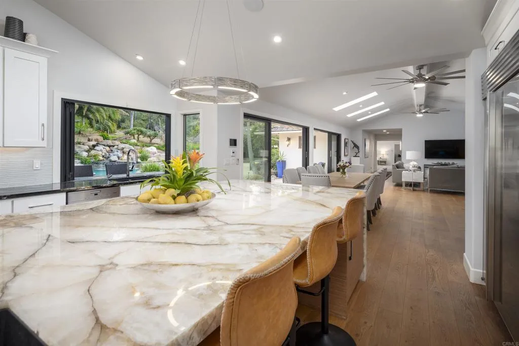 https://cdn.realtyfeed.com/cdn/127/306175095/eefc6280245d9919699d821b45660eae.webp