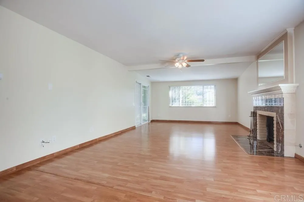 Photo #6: NDP2404374 Listing 