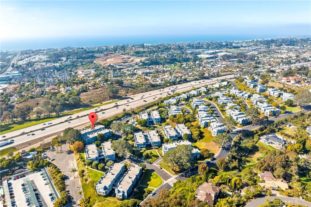 https://cdn.realtyfeed.com/cdn/127/306176115/06bc58e53cc2268776e1338f075ff61f.webp