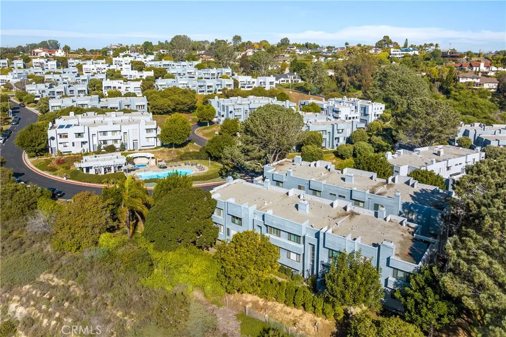 https://cdn.realtyfeed.com/cdn/127/306176115/1e0dbdde09a3a42af3c08b72aa8ab9f6.webp