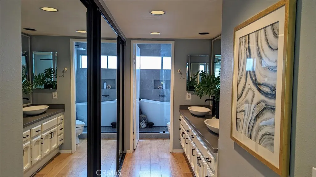 https://cdn.realtyfeed.com/cdn/127/306176115/7161c44a42c656dfc755bfb0ab7bbbe9.webp