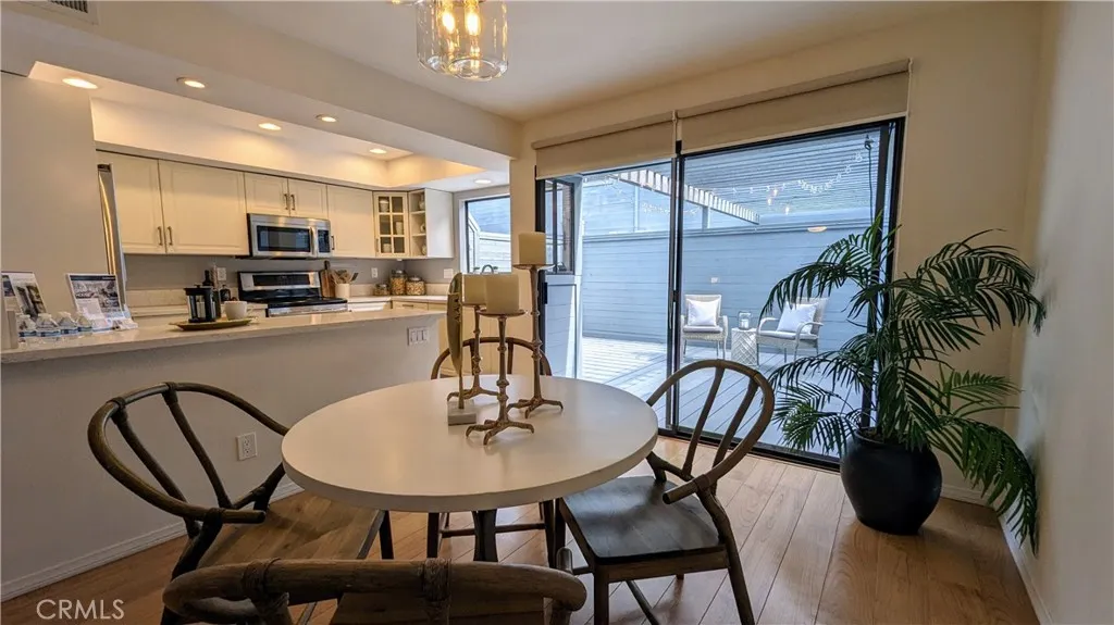 Photo #3: SW24102295 Listing 