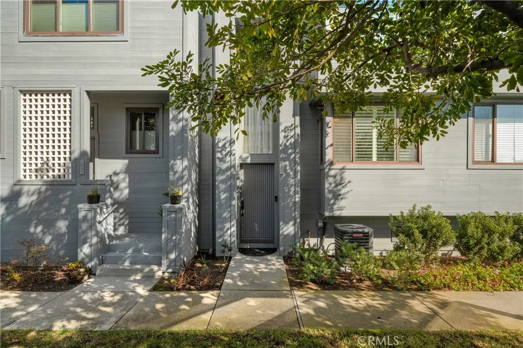 https://cdn.realtyfeed.com/cdn/127/306176115/a4832af5cc1a539db59ecab945c92704.webp