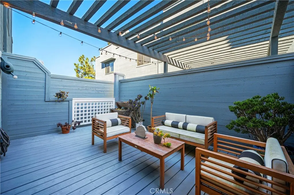https://cdn.realtyfeed.com/cdn/127/306176115/d5072f8e9b533137ae4765d81c874dbe.webp