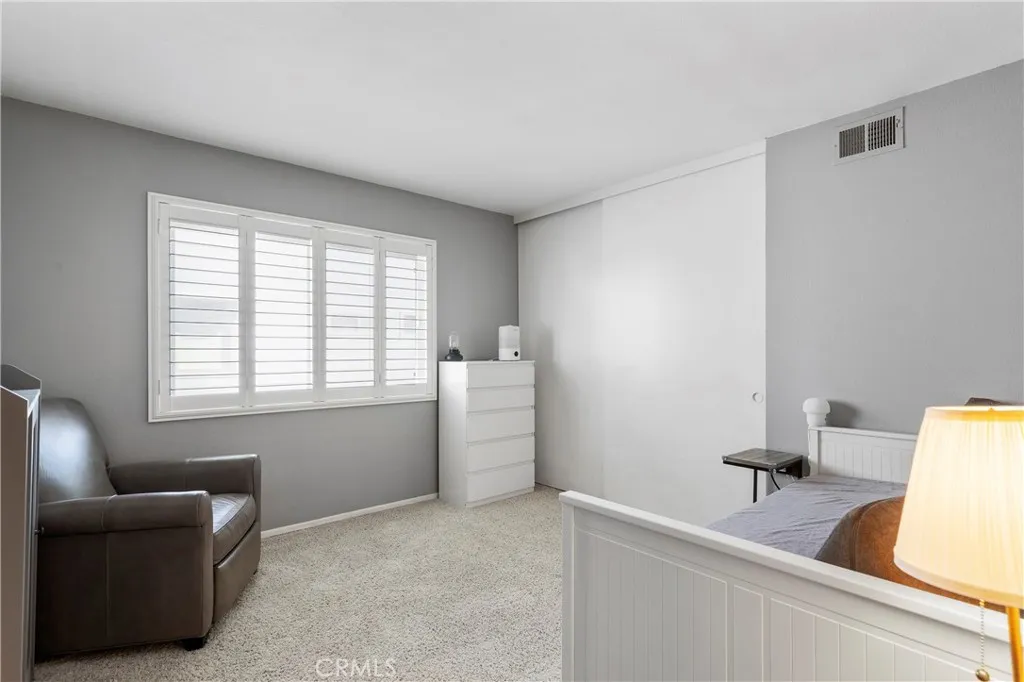 https://cdn.realtyfeed.com/cdn/127/306176115/e2ae1c0303ca3a96ba86998bb8db10ac.webp