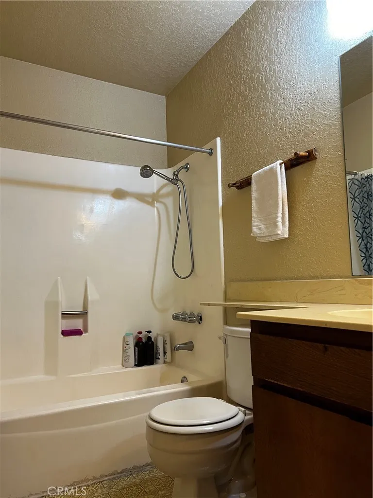 https://cdn.realtyfeed.com/cdn/127/306176782/15f78d392f1e606a88479f736bfc77e3.webp