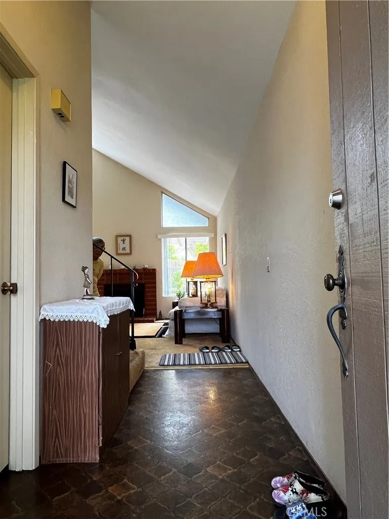 https://cdn.realtyfeed.com/cdn/127/306176782/841fa6f9ac042172971a65127b6e9c19.webp