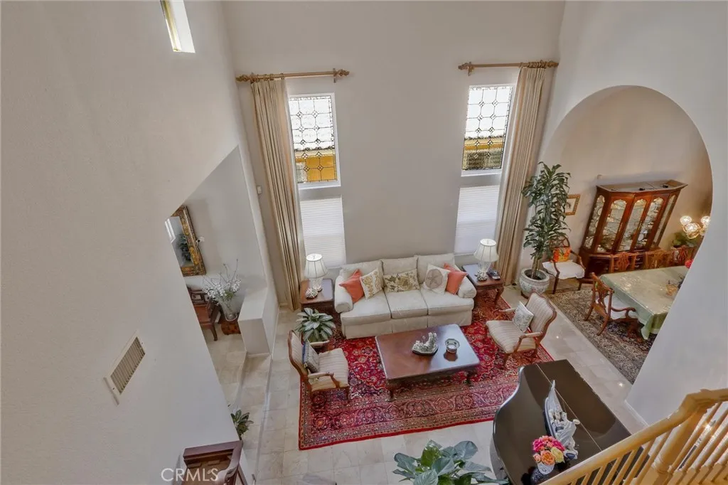 https://cdn.realtyfeed.com/cdn/127/306176923/b0f6d290ff9ab459832406f30552fc92.webp