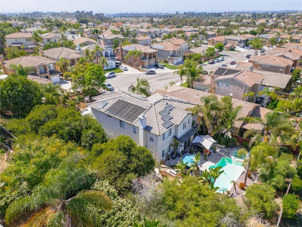 https://cdn.realtyfeed.com/cdn/127/306176923/dee9c7f244d7b44370f3a26ce4d1e931.webp