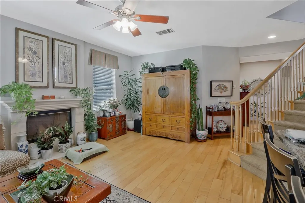 https://cdn.realtyfeed.com/cdn/127/306176923/eb2888394adcdff47d0475e7bbb26c2f.webp