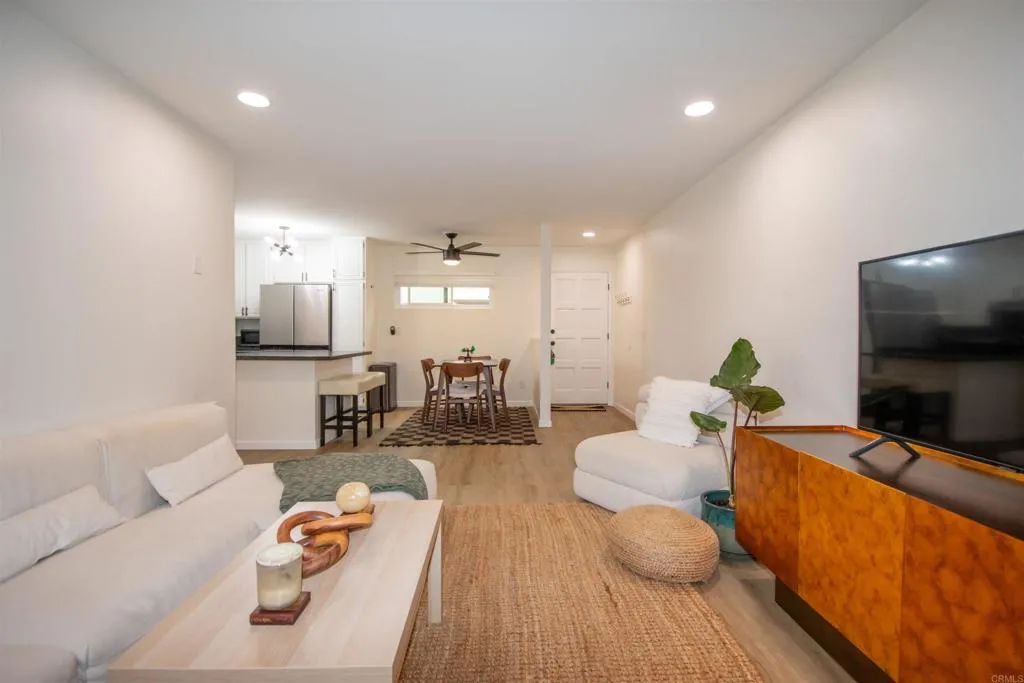 Photo #4: NDP2404518 Listing 