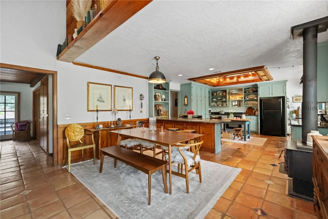 https://cdn.realtyfeed.com/cdn/127/306178784/3bf3c3b7ebd1f84e0d900c7dc6189495.webp