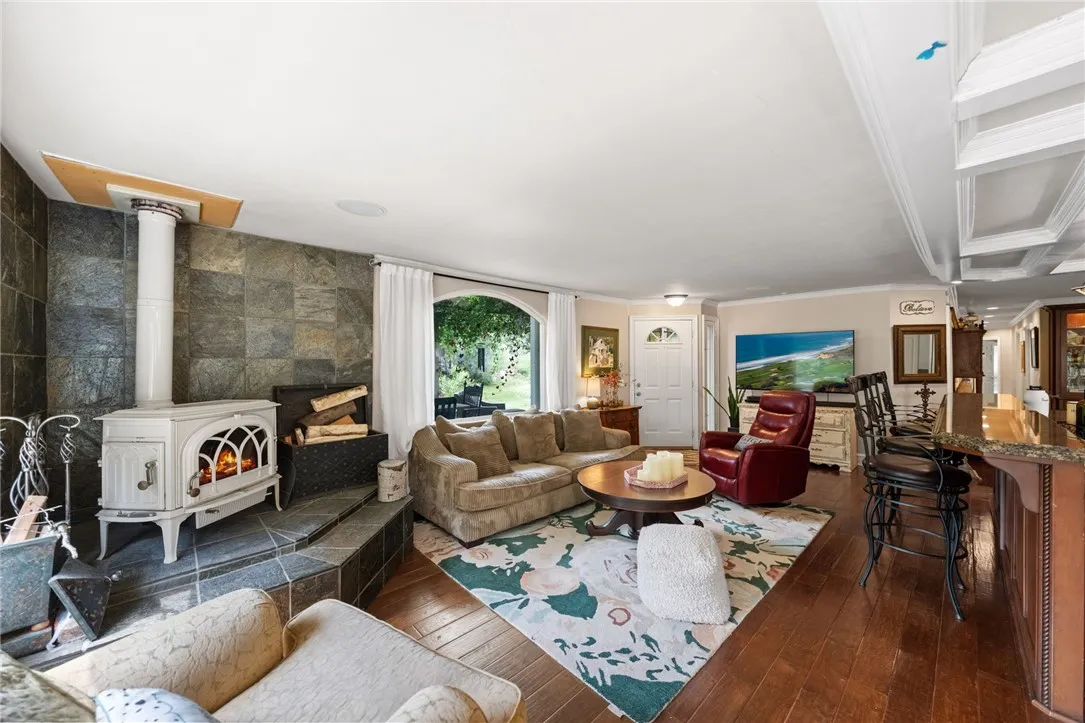 https://cdn.realtyfeed.com/cdn/127/306178784/a2c7eee945c6995aea4cd877095cff6c.webp