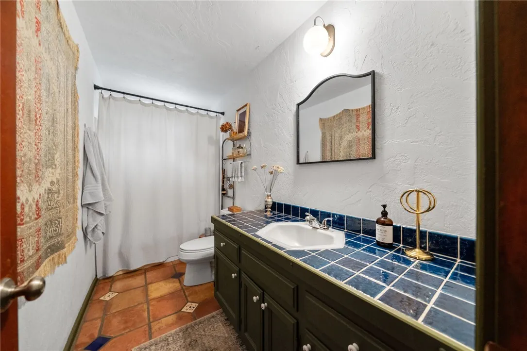 https://cdn.realtyfeed.com/cdn/127/306178784/ed2659c842cae3bcb94baf3d42f1c35f.webp