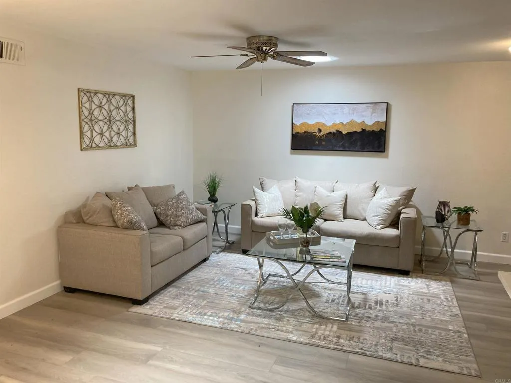 Photo #2: PTP2403079 Listing 