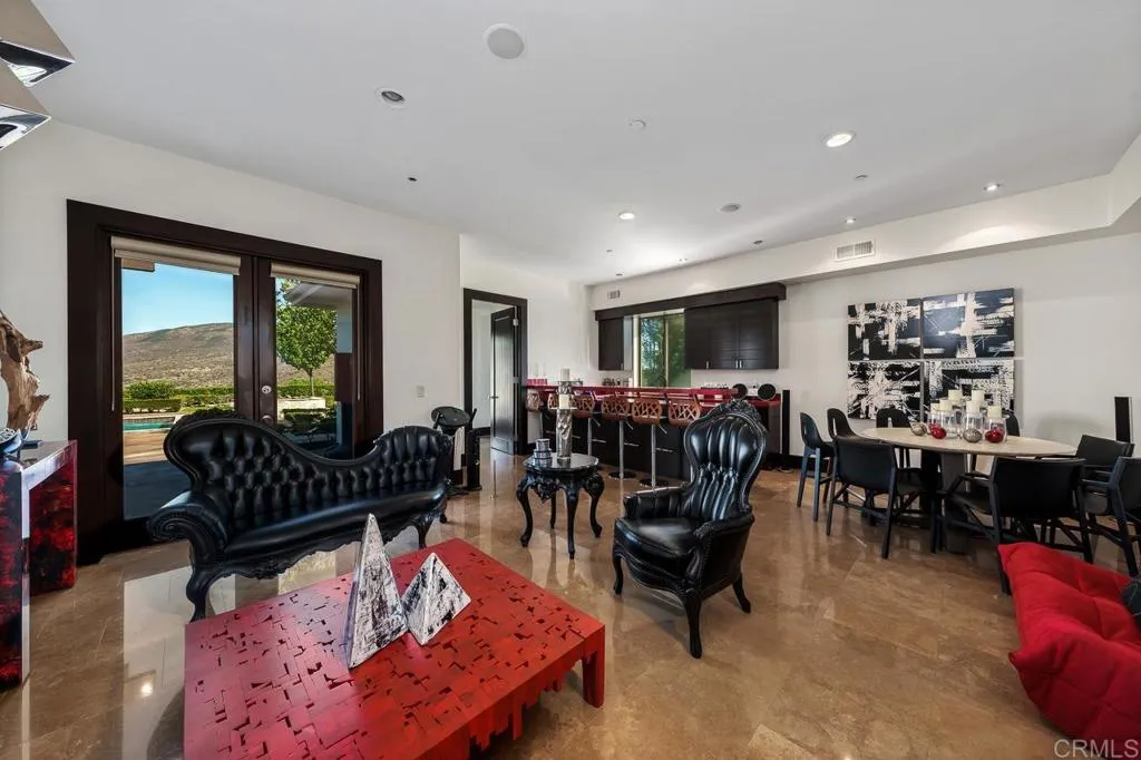 https://cdn.realtyfeed.com/cdn/127/306181299/14b1647d41c753dff29541be4c104927.webp