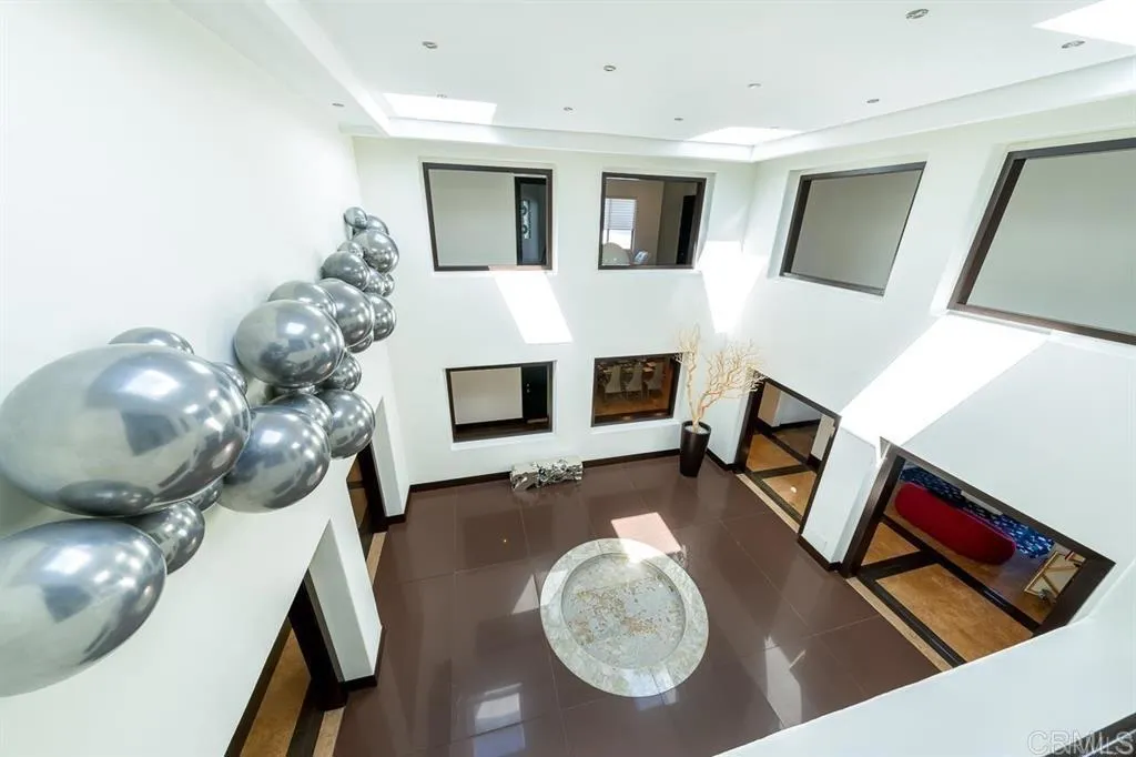https://cdn.realtyfeed.com/cdn/127/306181299/712bc45d20c089b11342943175f6bd52.webp