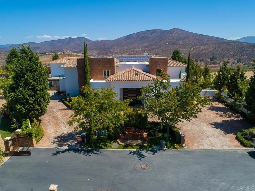 https://cdn.realtyfeed.com/cdn/127/306181299/b87a6df0777f77cb4402eeaac99deb81.webp